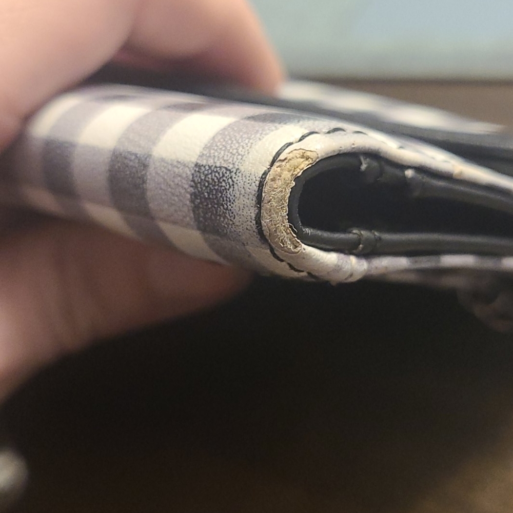Guess wallet - Picture 5 of 5